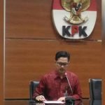 Penyidik KPK Geledah Kantor dan Rumah Dinas Bupati Cirebon