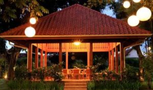 Pendopo Banyuwangi Membuat Dua Kepala Daerah Jatuh Cinta