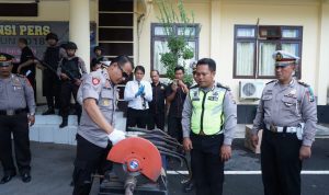 Polres Situbondo Musnahkan Knalpot Brong Hasil Razia Tahun 2018