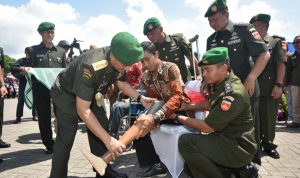 Setelah 24 Tahun, Kini Pardiyono Bisa Berjalan Normal Berkat Wakasad