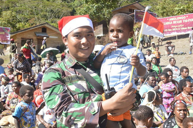 Bakti Sosial Perayaan Natal dan Tahun Baru 2019 di Arwanop