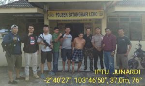 Tengok Istri Ketiga, Maling Sapi Ini Dibawa ke Polsek Batang Hari Leko