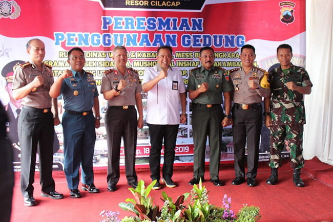 Pangdam IV Diponegoro dan Kapolda Jateng Kunjungi Cilacap