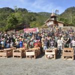 Bakti Sosial Perayaan Natal dan Tahun Baru 2019 di Arwanop