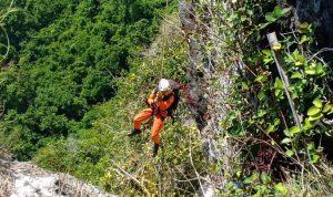 Pelajar Berusia 16 Tahun Jatuh Kejurang Sedalam 200 Meter