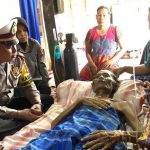 Kasat Lantas Wajo Besuk Wartawan Senior di Hari Pers Nasional