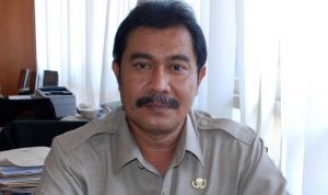 Melubernya Sampah di TPS, Dampak Terhambatnya Armada Masuk TPA