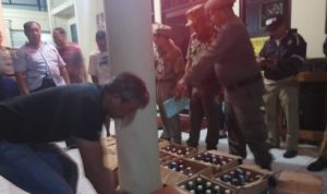 Antisipasi Kejahatan, Polsek Kembangan Sita 19 Dus Minuman Beralkohol