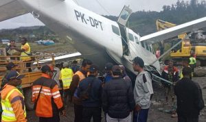 Over Runwai Pesawat Caravan Menabrak Tumpukan Batu di Ilaga Papua