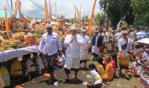 Pelaksanaan Melasti di Jembrana Bali Awali Rangkaian Hari Raya Nyepi