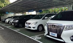 Beli Mobil Bekas di Toyota Trust, Gratis Tol Selama Setahun