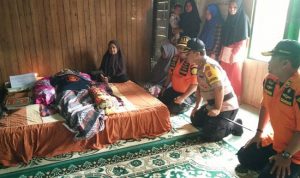 Kapolres Muna Melayat Anggota Basarnas Sultra Yang Meninggal Pada Misi Evakuasi