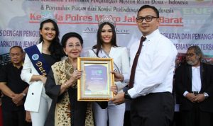 Granat, MURI, KPAI, YPI Beri Polres Jakarta Barat Penghargaan Granat, MURI, KPAI, YPI Beri Polres Jakarta Barat Penghargaan