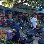 Penuh Lapak, Angkutan Kota dan Umum Tak Bisa Parkir di Terminal Laino
