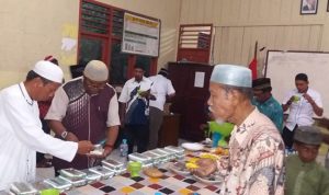 Warga Imekko Gelar Bukber Bareng Bupati Sorong Selatan