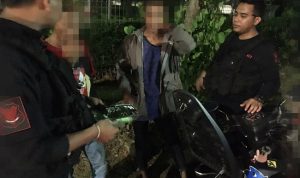 Team Pemburu Preman Polres Jakbar Amankan 2 Pemuda Bawa Sajam Team Pemburu Preman Polres Jakbar Amankan 2 Pemuda Bawa Sajam