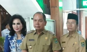 Bupati Kapuas Bertekad Kembali Raih Piala Adipura Bupati Kapuas Bertekad Kembali Raih Piala Adipura