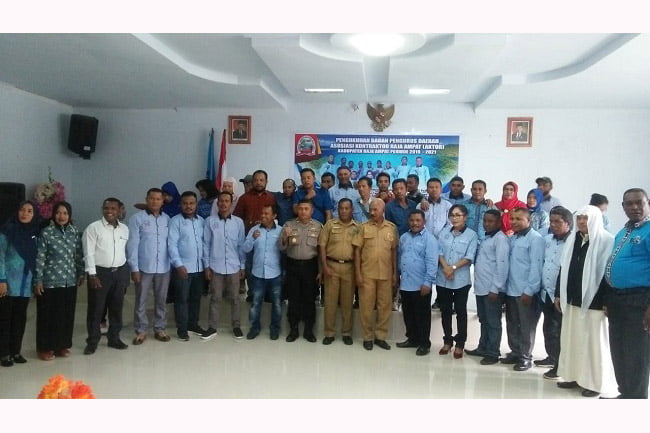 Aktor Raja Ampat Harus Tunjukkan Komitmen dan Kinerja Yang Baik