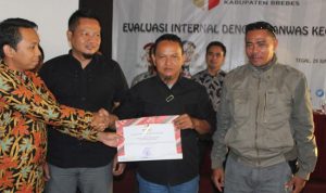 Bawaslu Brebes Evaluasi Internal kinerja Panwaslu Kecamatan