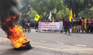 Selalu Lolos Jeratan Hukum, Mahasiswa Beri Sekda DKI Gelar Abu Nawas