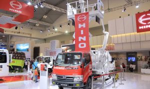 Hino New Dutro 130 MDL Armada Terpercaya Untuk Pengisian Bahan Bakar Pesawat