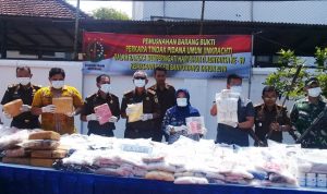 HBA, Kejari Banyuwangi Lakukan Pemusnahan Barang Bukti