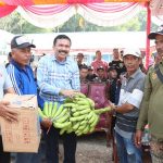 Petani Solok Dukung Irjen Pol Fakhrizal Jadi Gubernur Sumatera Barat Petani Solok Dukung Irjen Pol Fakhrizal Jadi Gubernur Sumatera Barat