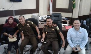 Kajari Kotabaru Haryoko Ari Prabowo Temu Kenal Dengan Insan Pers Kajari Kotabaru Haryoko Ari Prabowo Temu Kenal Dengan Insan Pers