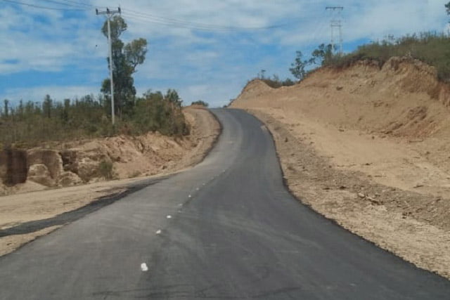 Masyarakat Waigeren Tengah Apresiasi Kinerja Bupati Buru