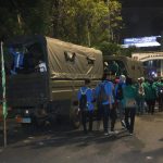 TNI-Polri Evakuasi Ratusan Mahasiswa Yang Terjebak di Kerusuhan
