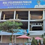 Pekerja Bangunan Mall Pelayanan Publik Sritanjung Masih Sakit Diminta Kerja?