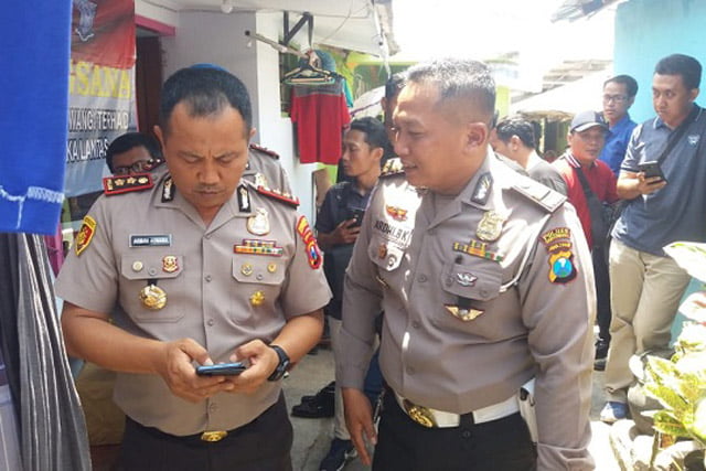 AKBP Arman Bantu Kaki Palsu Korban Laka Lantas