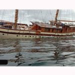 Kapal Pesiar KM Lamima Tabrak Karang di Misool Raja Ampat