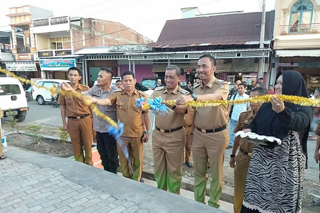 Bupati Wajo Resmikan Pembukaan Pasar Kuliner Atapange