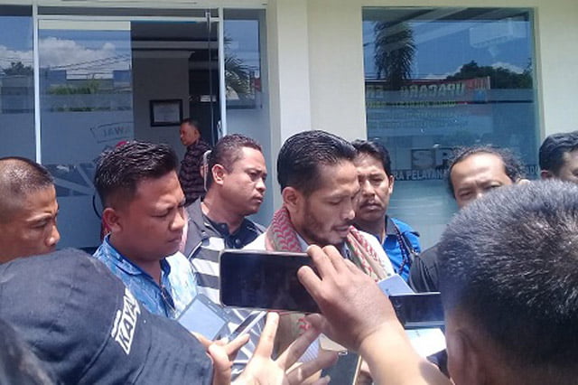 Yunus Wahyudi Laporkan Akun Mbah Kangkung Ke Polresta Banyuwangi.