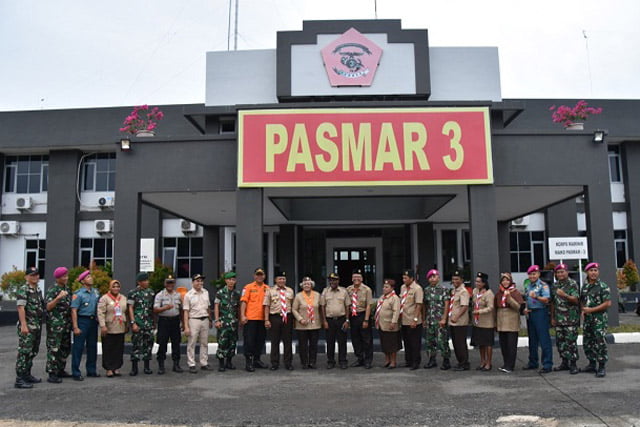 Upacara HUT Baden Powell Ke-163 di lapangan Apel Mako Pasmar 3 Sorong Papua Barat, Rabu (19/2/2020).