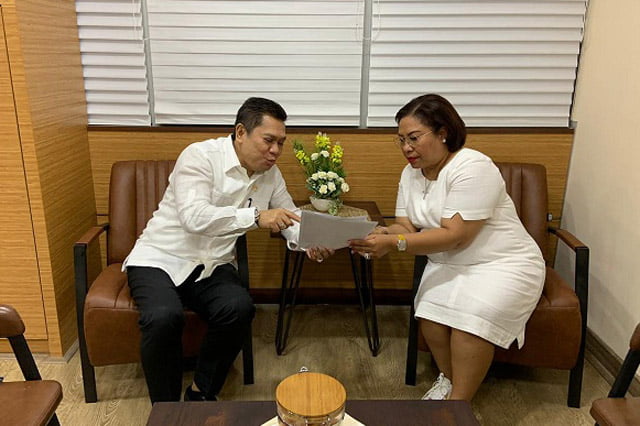 Usai Temui DPP, Selvi Wanma SH Tegaskan Dirinya Ketua DPD II Partai Golkar Raja Ampat Yang Sah