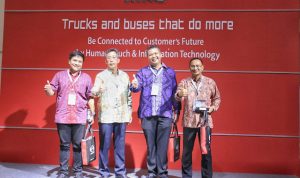 Mesin Bus Hino Catat Prestasi 1 Juta Kilometer Tanpa Turun Mesin