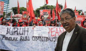 RUU Cipta Kerja Buat Buruh Murka dan Siap Demo Ditengah Corona