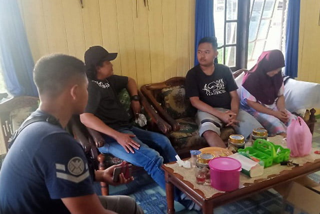 Gilang Fetish Kain Jarik Ditangkap Polisi di Kapuas