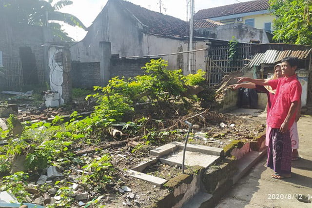 Warga Boyolangu, Rumahnya Diratakan Paksa Gara-Gara Hutang