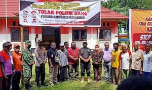 Bawaslu Manokwari Dukung Deklarasi Kampung Tolak Politik Uang Bawaslu Manokwari Dukung Deklarasi Kampung Tolak Politik Uang