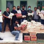 Insan Pers dan Aktivis Banyuwangi Bantu Sembako Santri Blok Agung