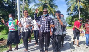 Rombongan Tim NAPI Nomor Urut 2 Menghiasi Selat Pariori Rombongan Tim NAPI Nomor Urut 2 Menghiasi Selat Pariori