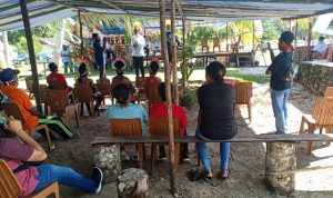 Kampanye Paslon NAPI (Naomi Piet) di 2 Kampung Distrik Supiori Utara Kampanye Paslon NAPI (Naomi Piet) di 2 Kampung Distrik Supiori Utara