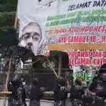 IPW Sebut TNI Turunkan Baliho Habib Rizieq Karena Satpol PP dan Polisi Tidak Berani