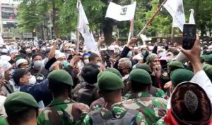 Aksi 1812 Chaos, Satu Kader GPI Ditangkap