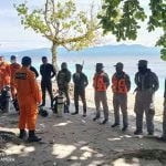 Bakamla Zona Maritim Timur Temukan Korban Tenggelam di Pantai Akipai