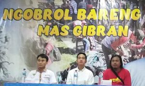 Relawan Jokowi Sebut Gibran Korban Pembunuhan Karakter Ganda Relawan Jokowi Sebut Gibran Korban Pembunuhan Karakter Ganda