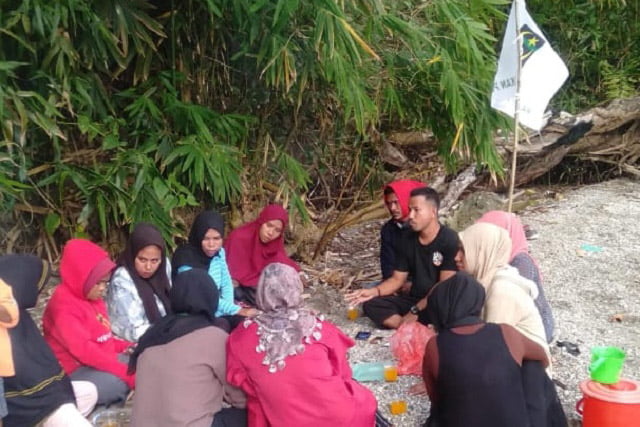 PC GPI Amalatu Gelar Bakti Sosial di Desa Latu